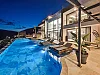 Villa Royal Life