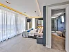 Villa Royal Life