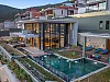 Villa Safran Flower